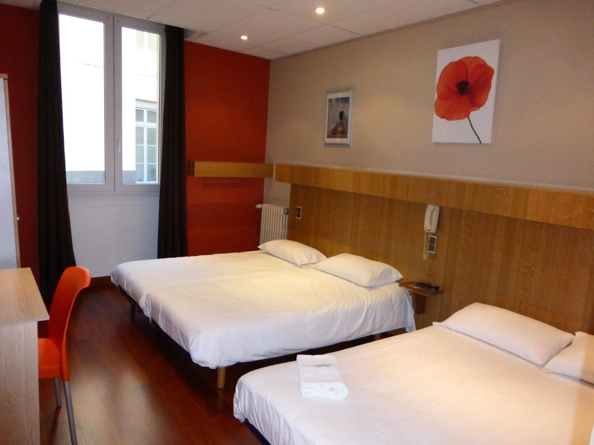 Hotel Abalone - Centre Gare Nîmes Exteriör bild
